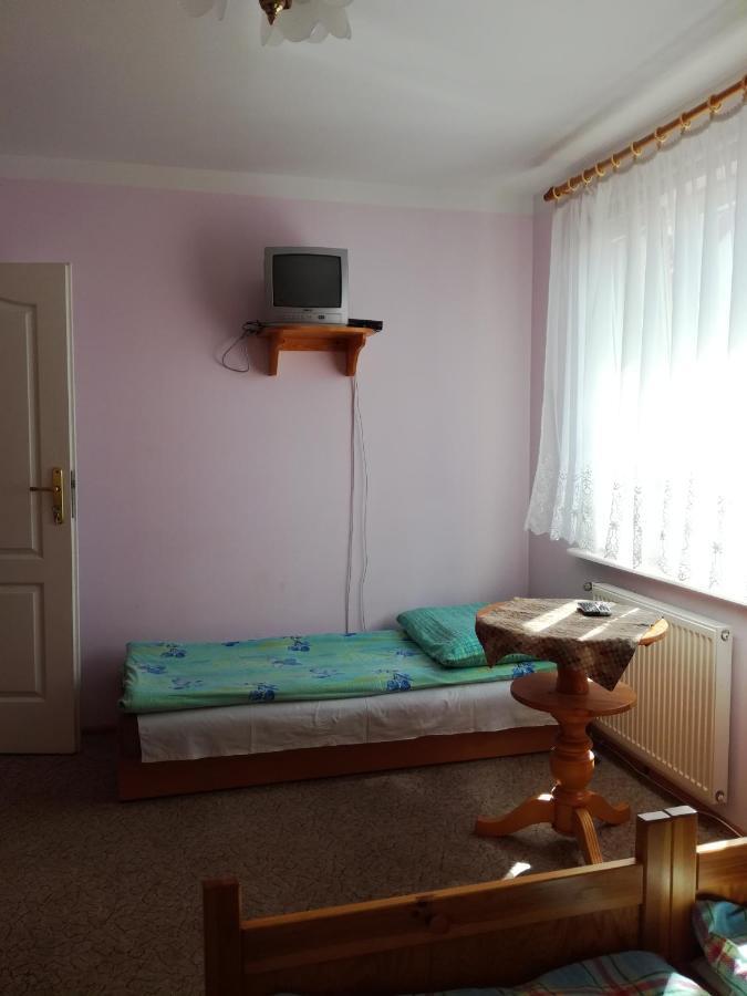 Pokoje Goscinne Greta Łeba Exterior foto